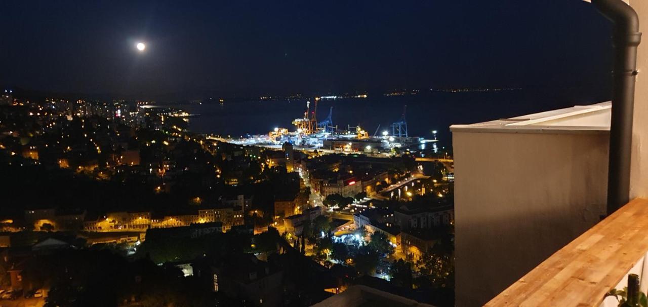 City Lights Penthouse Rijeka Exterior photo