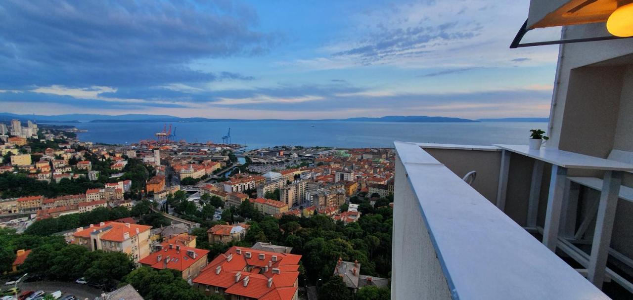 City Lights Penthouse Rijeka Exterior photo